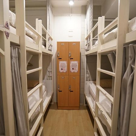 Rabbitat Pansiyon Bangkok Dış mekan fotoğraf