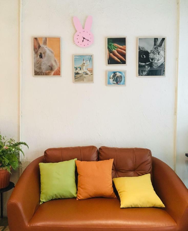 Rabbitat Pansiyon Bangkok Dış mekan fotoğraf
